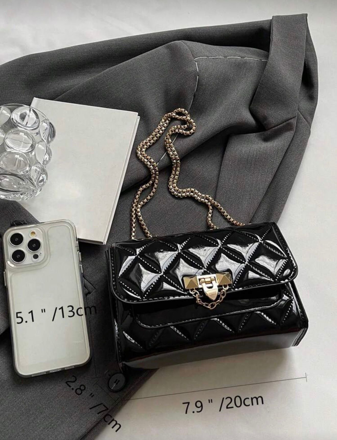 Cartera bandolera acolchada con detalle metálico - Imagen 3